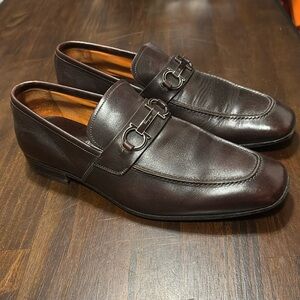 Classic Italian loafers. Luxurious.